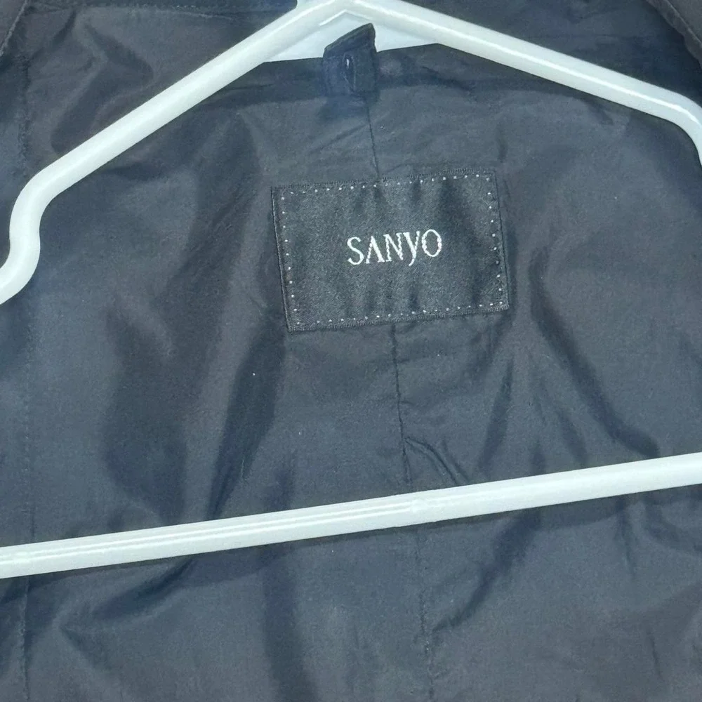 Vintage Sanyo Back Trench